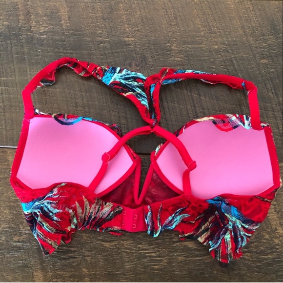 Pink Victoria’s Secret date push up bra - Picture 3 of 7